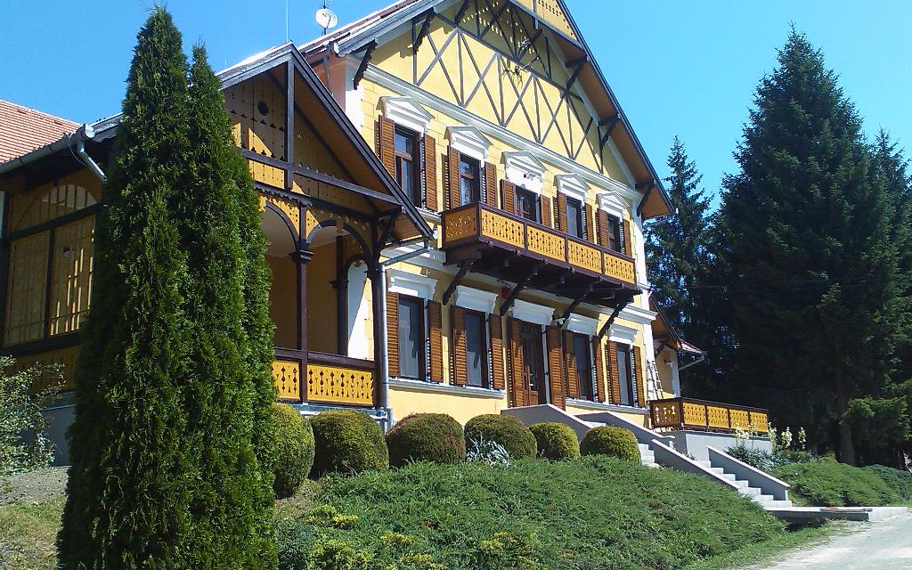 Vendégház felújítás, Sasrét
