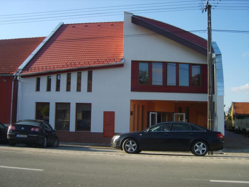 Oktatási központ, Sellye